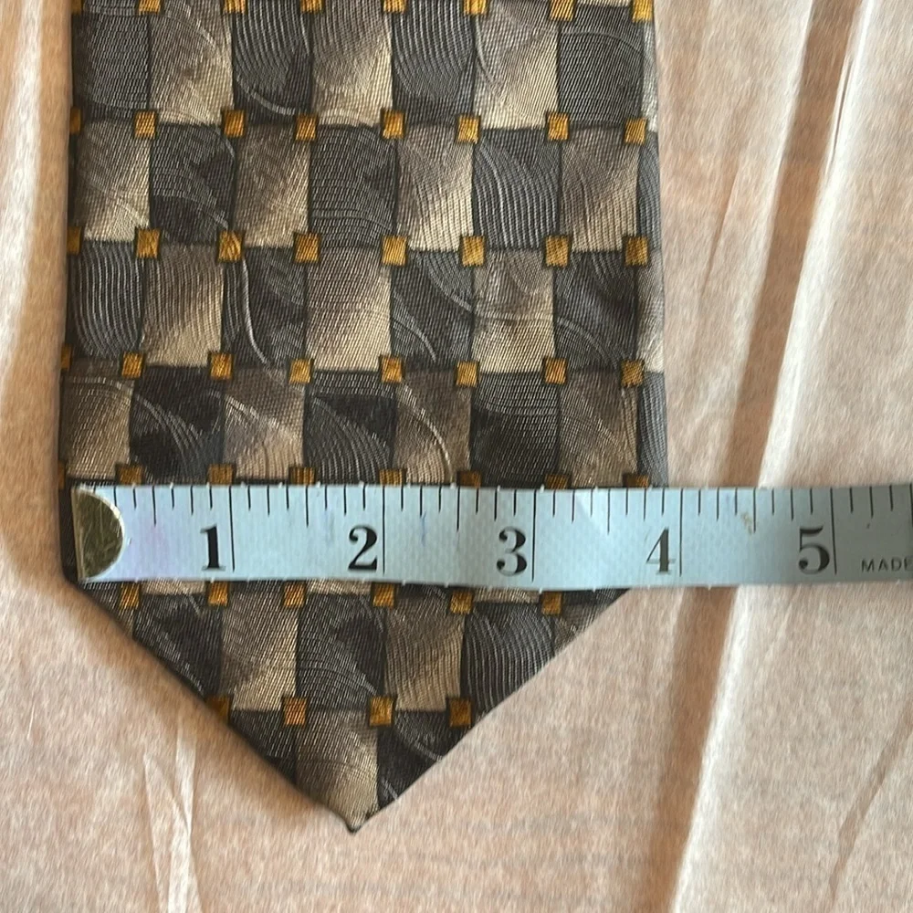 Robert Talbott Nordstrom Finest Silk Geometric Tie 4” x 59” - Picture 7 of 7
